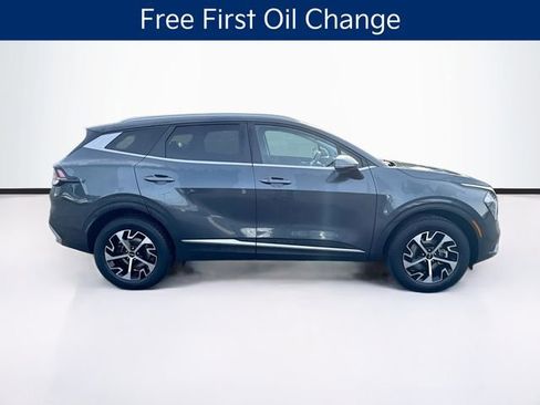 Certified 2023 Kia Sportage EX image 8