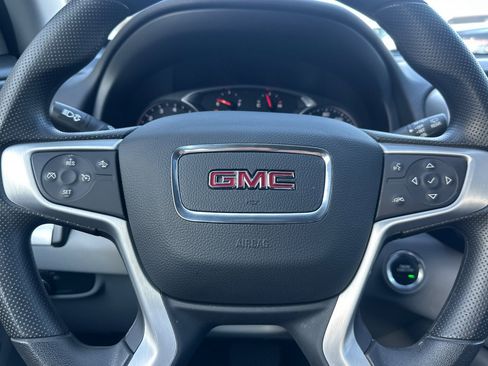 Used 2023 GMC Terrain SLE w/ Driver Convenience Package image 30