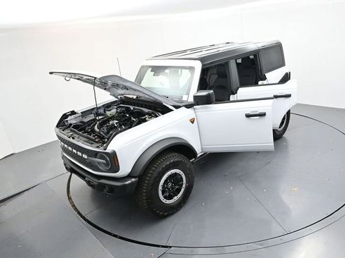 New 2025 Ford Bronco Badlands w/ Sasquatch Package image 36
