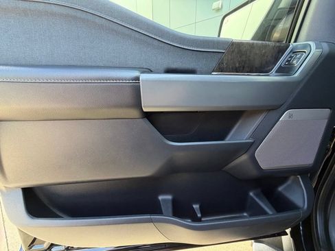 Used 2023 Ford F150 Lariat AWD/4WD image 18