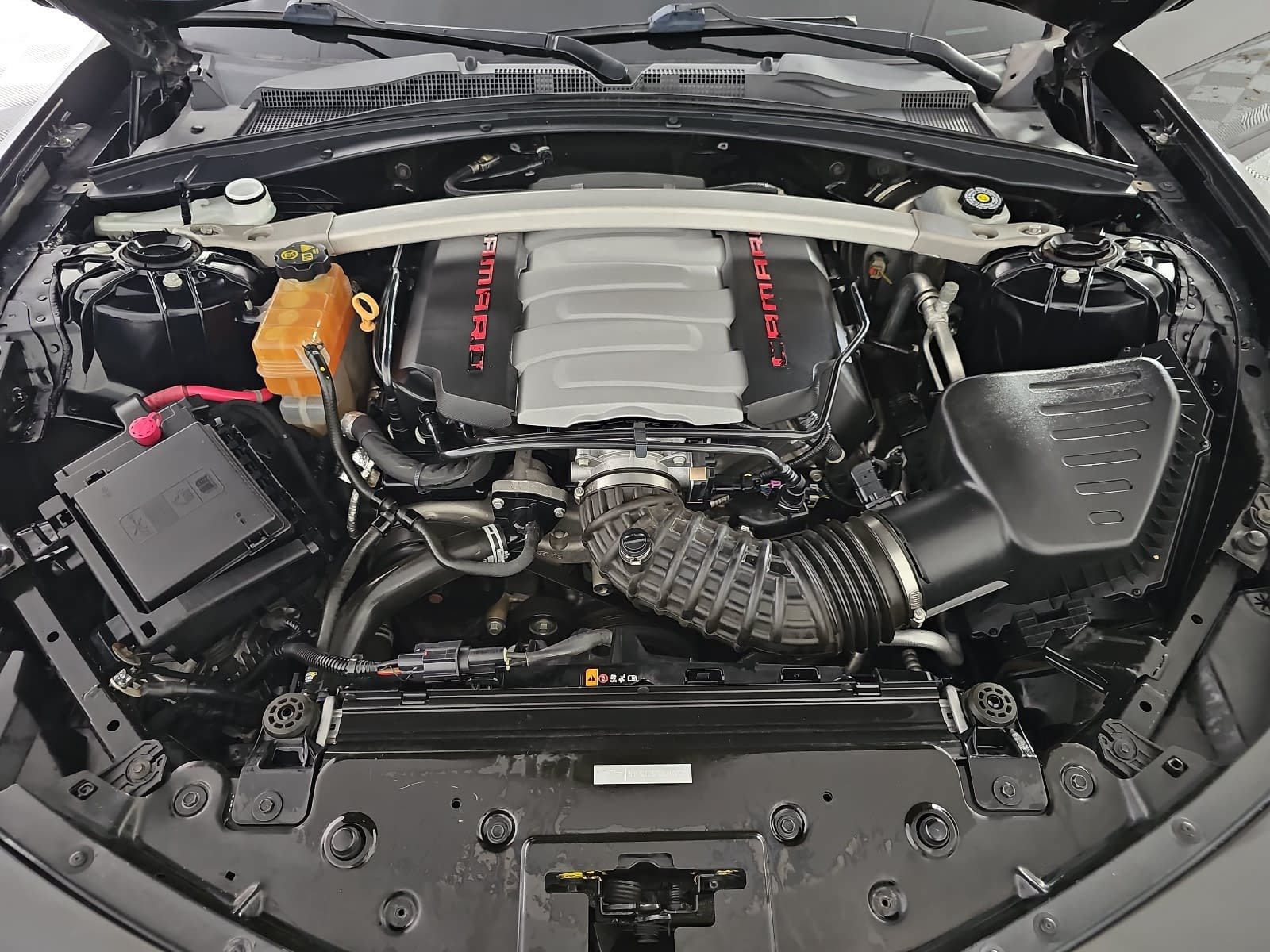 Used 2020 Chevrolet Camaro SS RWD image 29