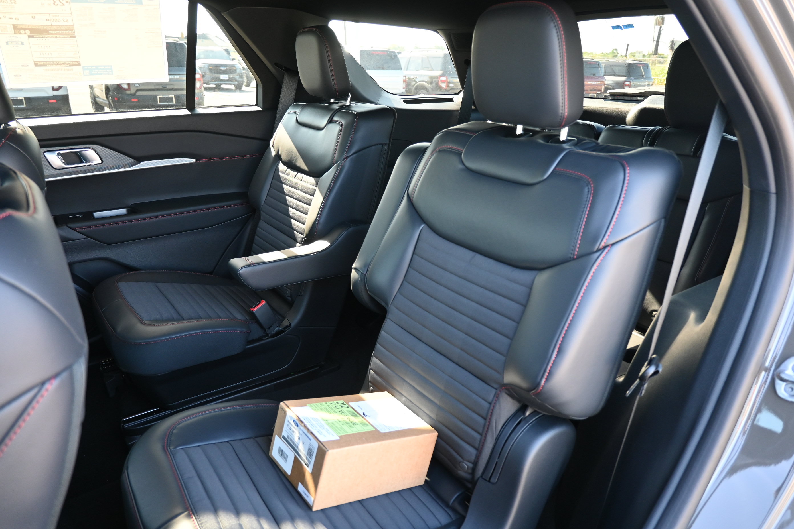 New 2027 Ford Explorer ST-Line RWD image 32