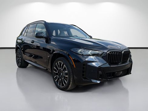 New 2026 BMW X5 xDrive40i w/ M Sport Package image 1