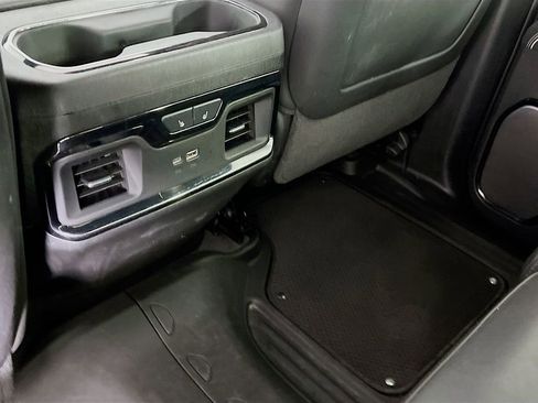Used 2024 GMC Sierra 2500 AT4X AWD/4WD image 25