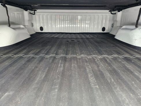 Used 2016 Ford F250 Lariat w/ Chrome Package AWD/4WD image 33