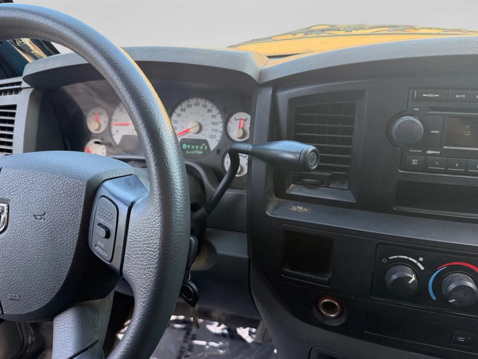 Used 2008 Dodge Ram 2500 Truck ST w/ Popular Equipment Group AWD/4WD image 12