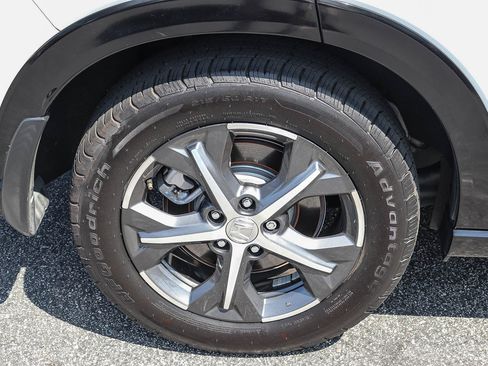 Used 2024 Honda HR-V EX-L image 8
