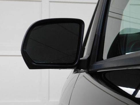 Used 2019 Mercedes-Benz Metris Passenger image 22