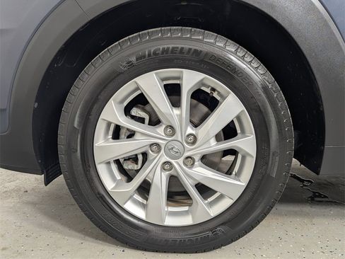 Used 2019 Hyundai Tucson Value w/ Cargo Package image 9