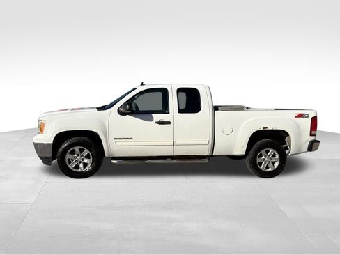 Used 2011 GMC Sierra 1500 SLE w/ Power Tech Package image 2