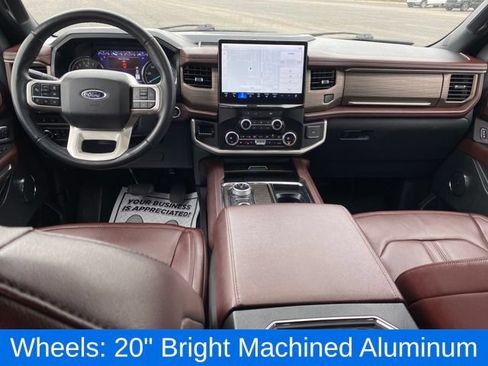 Used 2024 Ford Expedition Limited AWD/4WD image 5