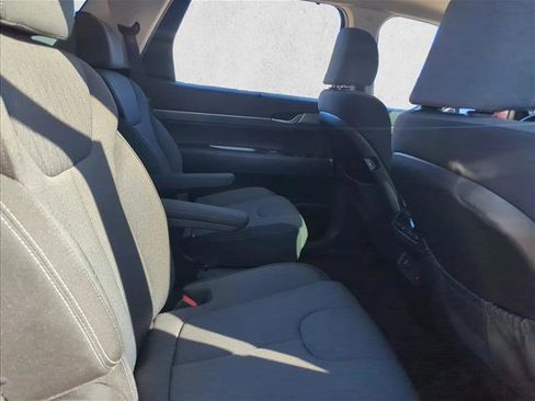 Used 2022 Hyundai Palisade SEL w/ Convenience Package image 17