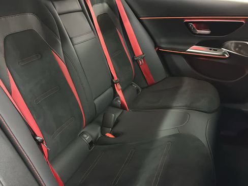 New 2026 Mercedes-Benz E 53 AMG e 4MATIC Sedan image 36