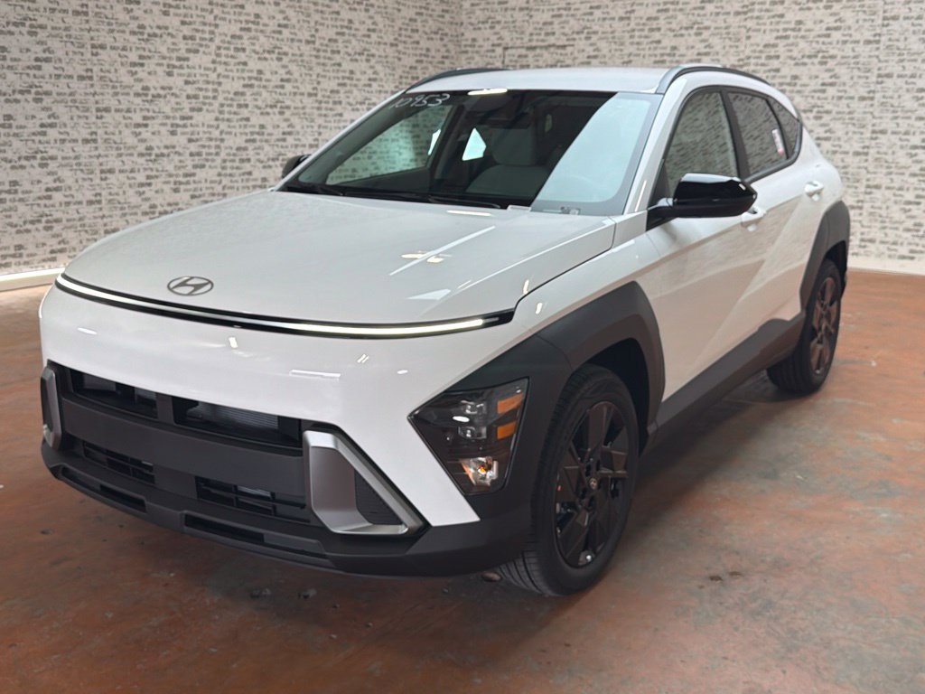 New 2027 Hyundai Kona SEL Sport FWD image 3