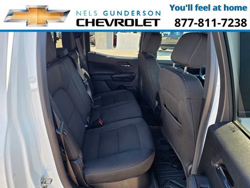 Used 2023 Chevrolet Colorado LT w/ LT Convenience Package II AWD/4WD image 9