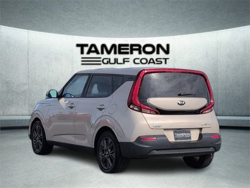 Used 2020 Kia Soul EX image 3