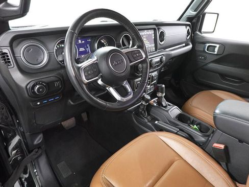 Used 2023 Jeep Wrangler Unlimited Sahara w/ Cold Weather Group image 12