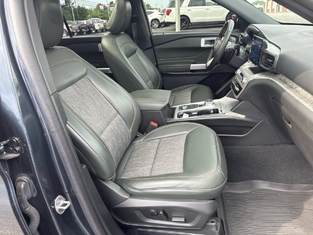 Used 2023 Ford Explorer Timberline w/ Timberline Technology Package AWD/4WD image 34