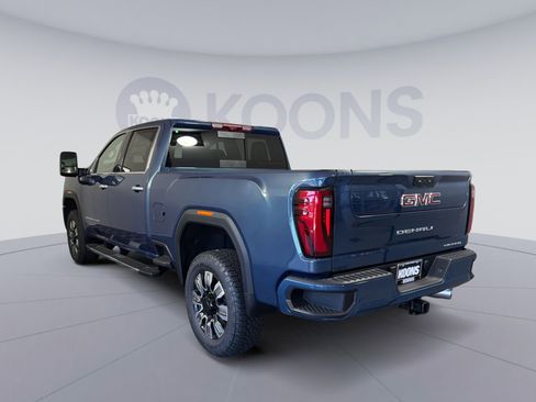 New 2026 GMC Sierra 2500 Denali w/ Denali Reserve Package AWD/4WD image 4