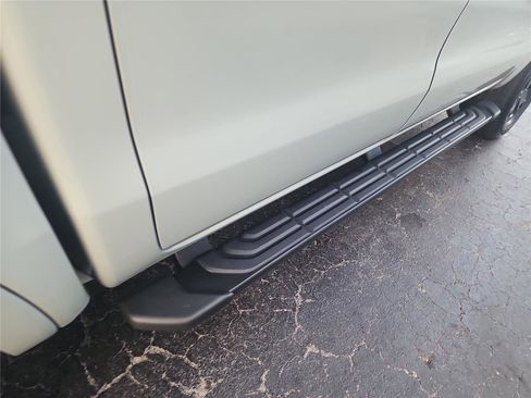 Used 2023 Ford Ranger XLT w/ Equipment Group 302A High image 20