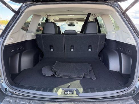 Used 2019 Subaru Forester Limited image 15