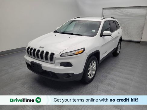 Used 2018 Jeep Cherokee Latitude Plus w/ Comfort/Convenience Group AWD/4WD image 1