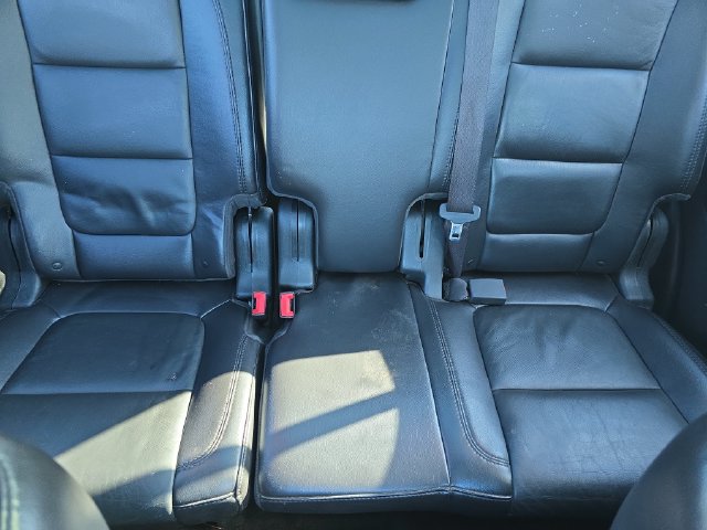 Used 2013 Ford Explorer XLT AWD/4WD image 18