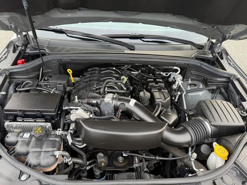 Used 2022 Dodge Durango SXT w/ Blacktop Package image 14