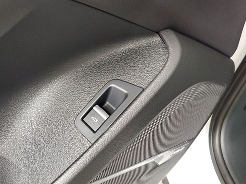 Used 2017 Audi Q7 3.0T Premium Plus image 33