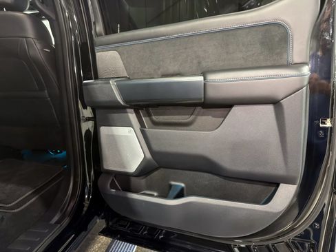Used 2025 Ford F350 Platinum AWD/4WD image 15