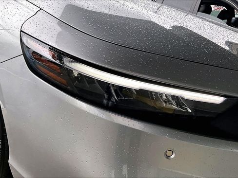 Used 2025 Honda Accord Touring image 27