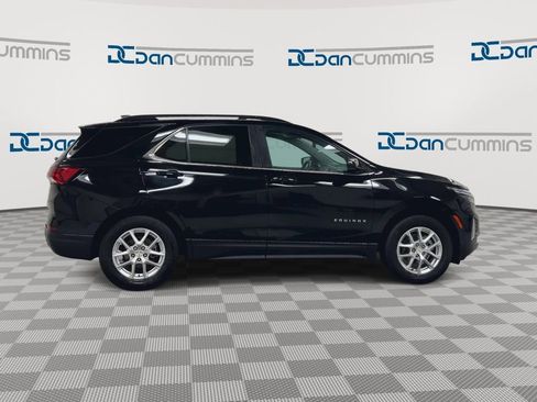 Used 2022 Chevrolet Equinox LT AWD/4WD image 9