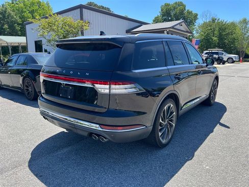 Used 2020 Lincoln Aviator Reserve w/ Equipment Group 202A image 3