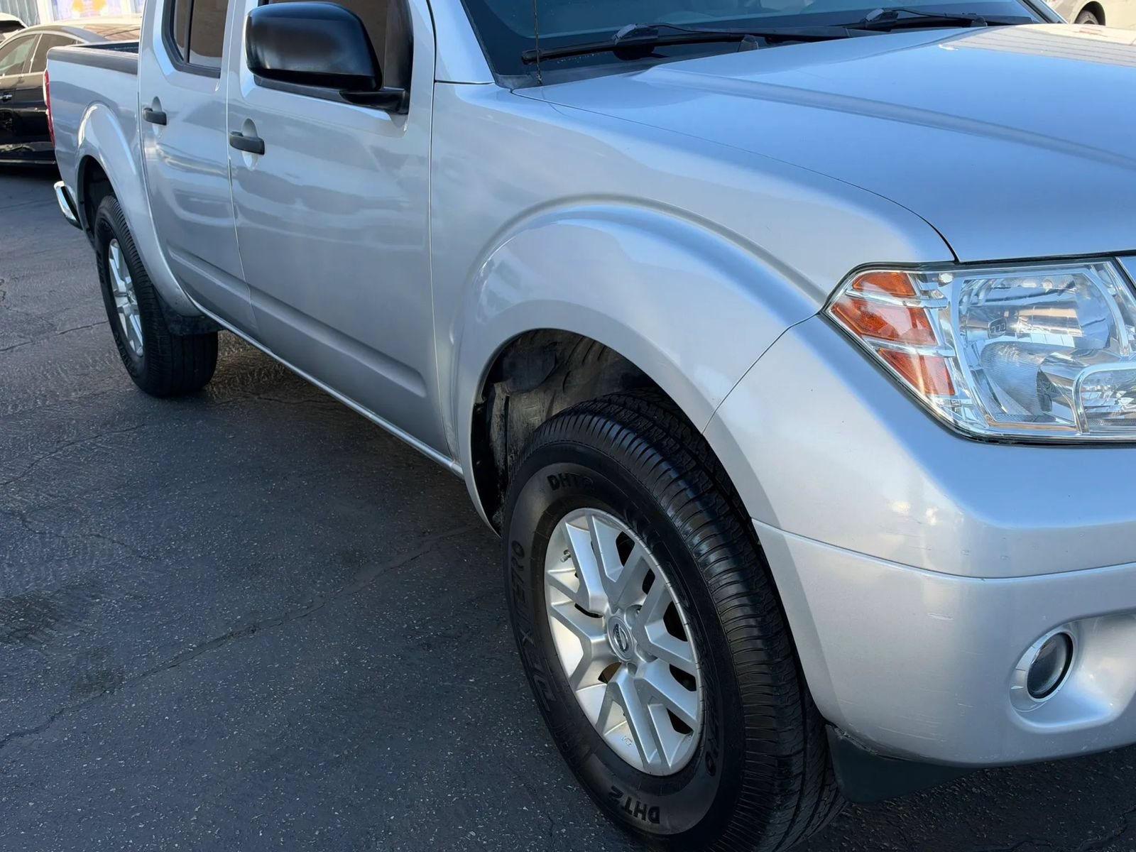 Used 2016 Nissan Frontier SV w/ SV Value Truck Package RWD image 8