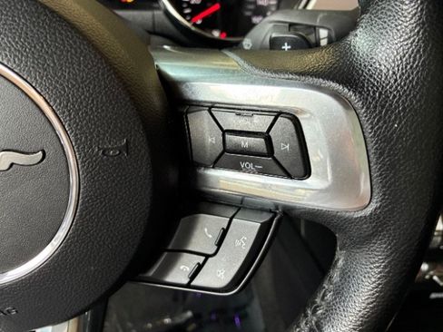 Used 2016 Ford Mustang Premium RWD image 22