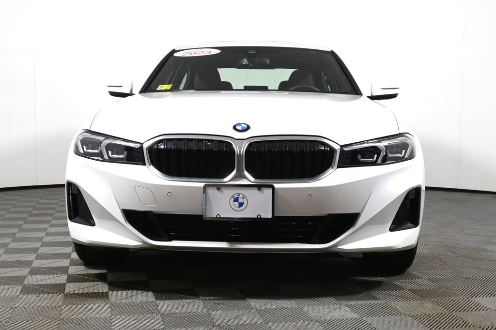 Certified 2023 BMW 330i xDrive Sedan w/ Driving Assistance Package AWD/4WD image 10