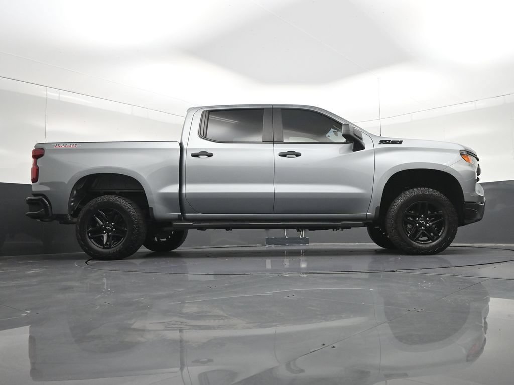 Used 2024 Chevrolet Silverado 1500 Custom Trail Boss AWD/4WD image 28