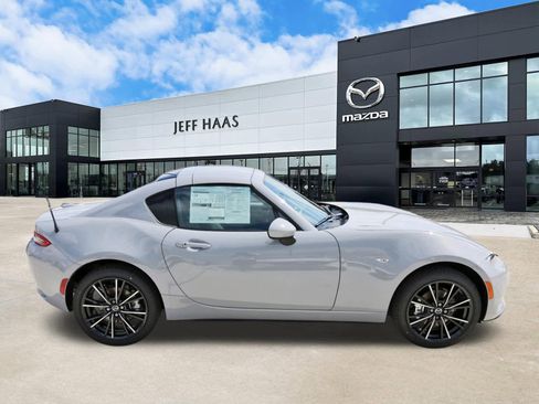 New 2026 MAZDA MX-5 Miata RF Grand Touring image 5
