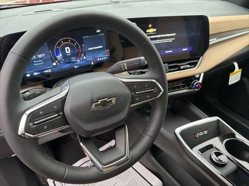 New 2026 Chevrolet Equinox ACTIV image 25