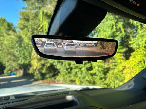 Used 2020 GMC Sierra 1500 AT4 w/ AT4 Premium Package image 23