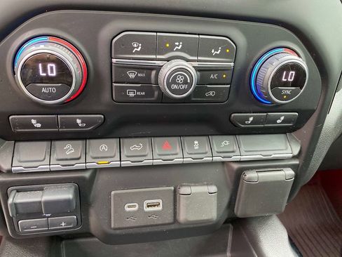 Used 2020 Chevrolet Silverado 1500 RST w/ All-Star Edition AWD/4WD image 16