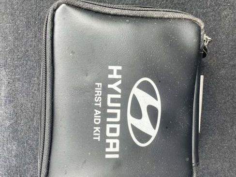Used 2021 Hyundai Tucson Sport FWD image 12
