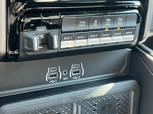 New 2026 RAM 2500 Rebel w/ Rebel Level 1 Equipment Group AWD/4WD image 29