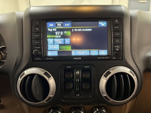 Used 2013 Jeep Wrangler Unlimited Sahara w/ Trailer Tow Group image 25