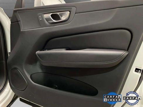 Used 2023 Volvo XC60 B5 Plus image 78