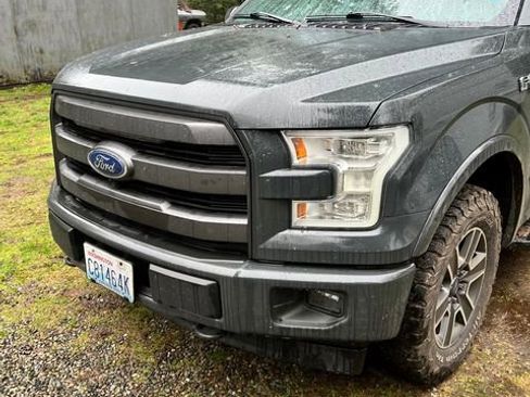 Used 2017 Ford F150 Lariat w/ Equipment Group 502A Luxury image 34