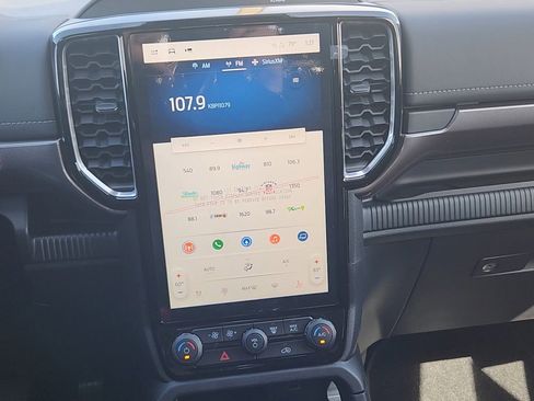 New 2025 Ford Ranger Lariat w/ Trailer Tow Package image 13