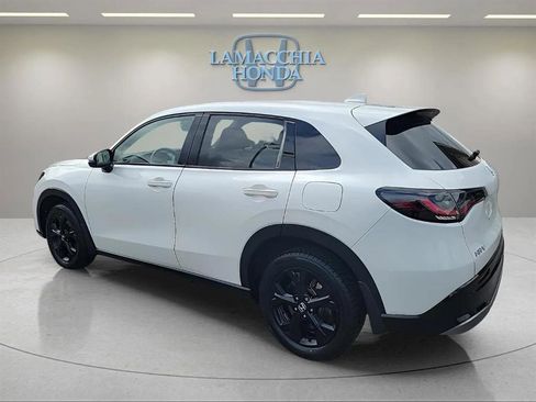 Used 2023 Honda HR-V EX-L image 5