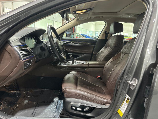 Used 2016 BMW 740i w/ Executive Package 2 RWD image 42