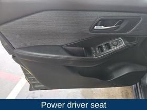 Used 2023 Nissan Rogue SV AWD/4WD image 12